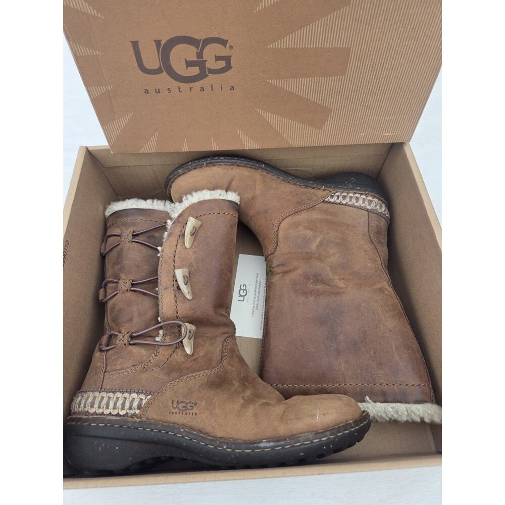 Ugg Kona 5156 Boots Women’s Sz 7 Chestnut Suede Leather Shearling Toggle Boots